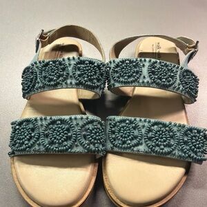 Walk With Me By Coldwater Creek Womens Sz 8 Band Beaded Sandals EUC" Carlita"
